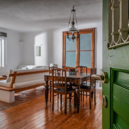 Serenity - Traditional House With Stunning Sea View Villa Tagoo  Kültér fotó